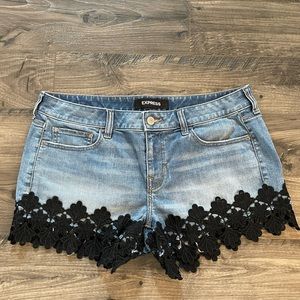 Express Shorts